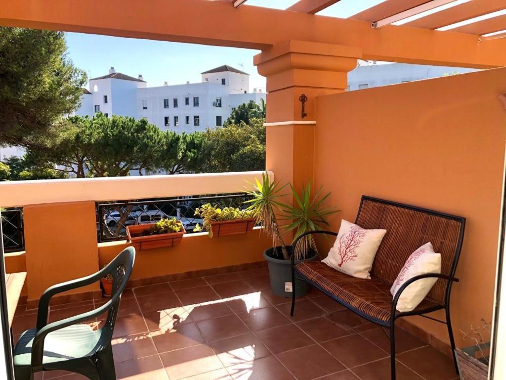 Gatu Premium Atico Sotavento Playa, Parking, Terraza, Piscinas, Wifi Y Aire Acc , " Preferente Mayores De 25 Anos Y Familias " El Puerto de Santa Maria Exterior photo