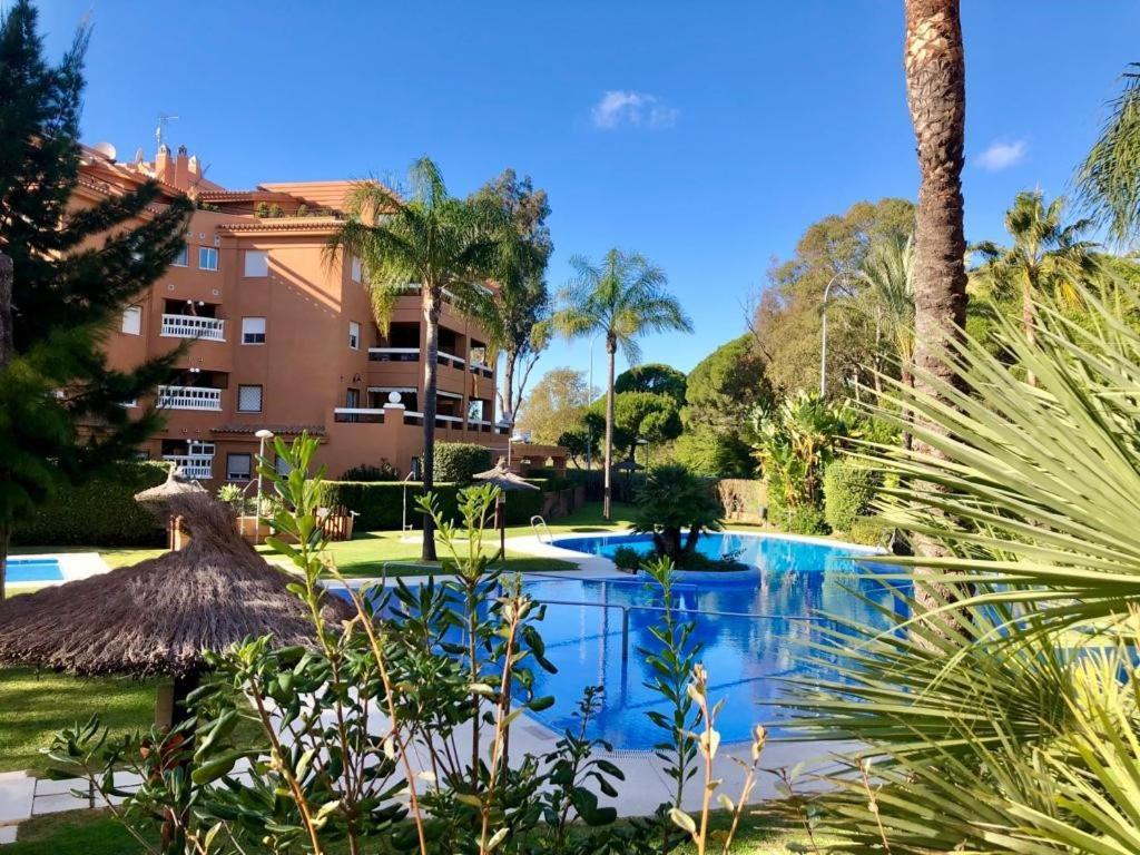 Gatu Premium Atico Sotavento Playa, Parking, Terraza, Piscinas, Wifi Y Aire Acc , " Preferente Mayores De 25 Anos Y Familias " El Puerto de Santa Maria Exterior photo